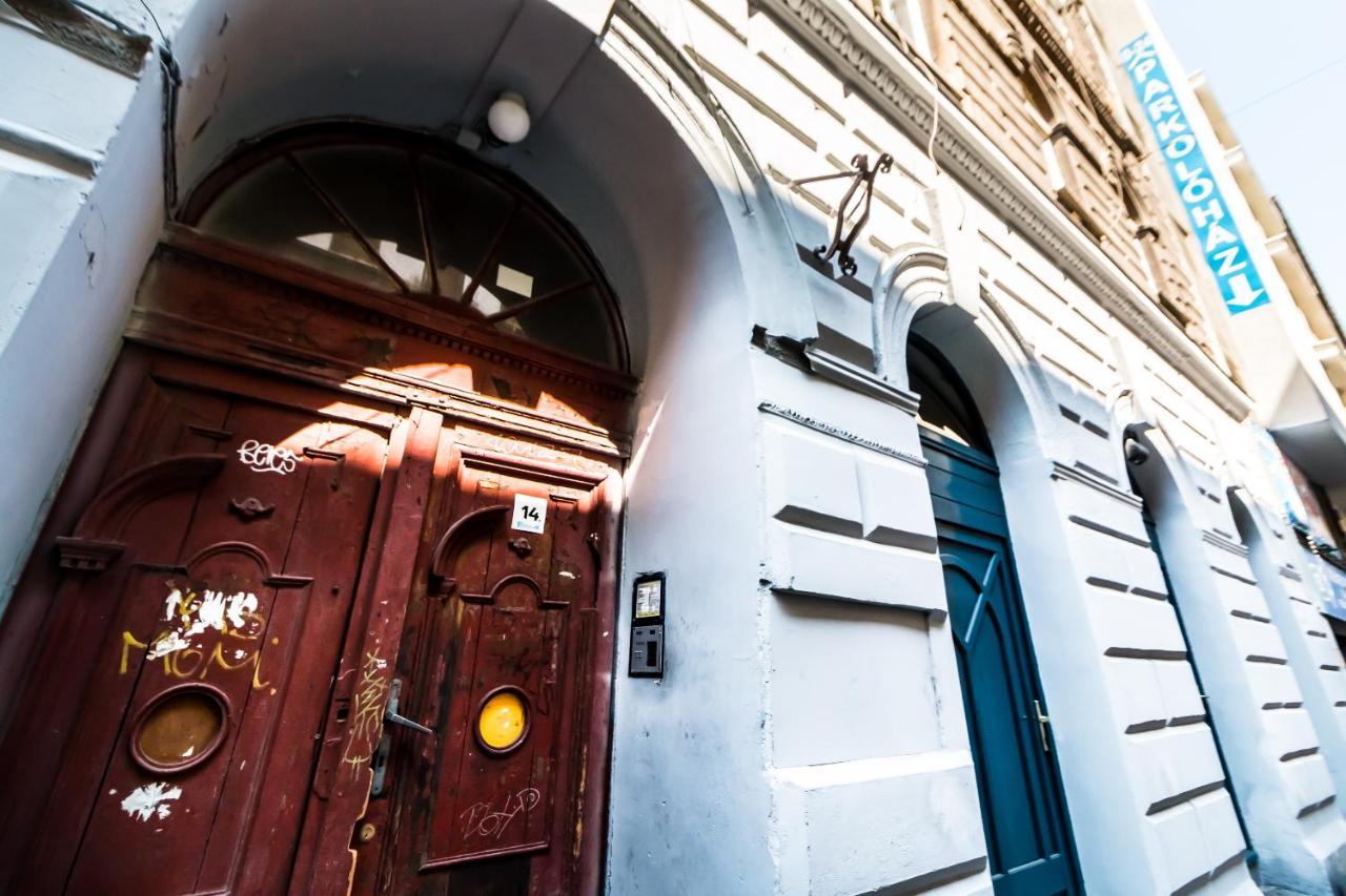 Cosy Studios In The Heart Of The City بودابست المظهر الخارجي الصورة
