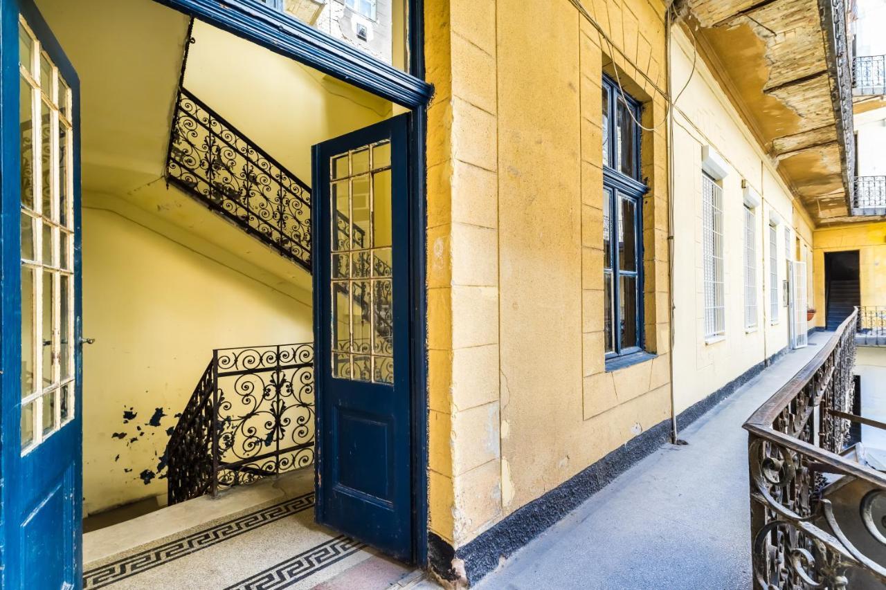 Cosy Studios In The Heart Of The City بودابست المظهر الخارجي الصورة