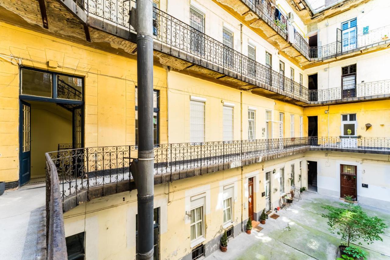 Cosy Studios In The Heart Of The City بودابست المظهر الخارجي الصورة