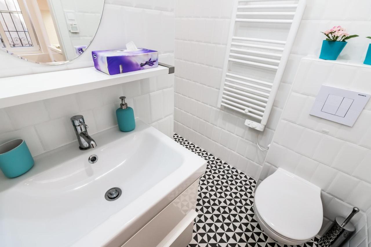 Cosy Studios In The Heart Of The City بودابست المظهر الخارجي الصورة
