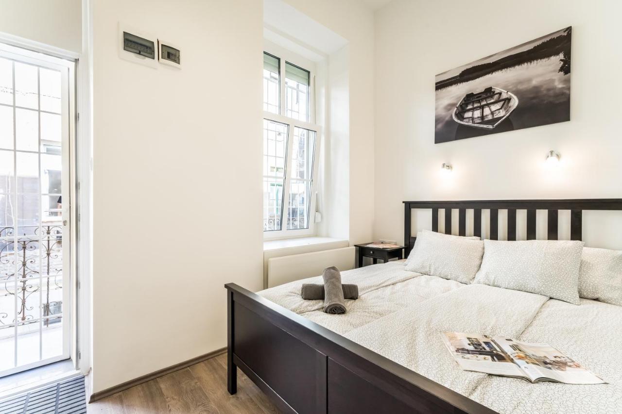 Cosy Studios In The Heart Of The City بودابست المظهر الخارجي الصورة